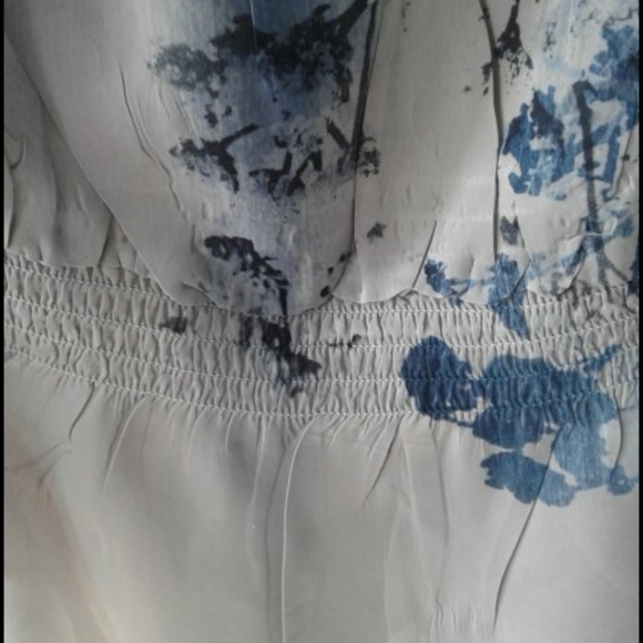 Floral, tree, bird pattern shirt - Picture 3 of 4